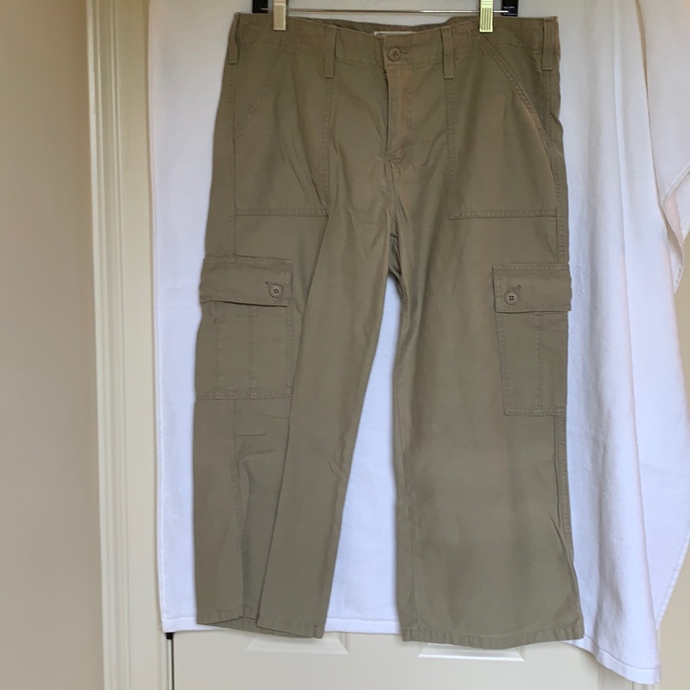 Levi Strauss Signature Cargo pants size 14. Brown